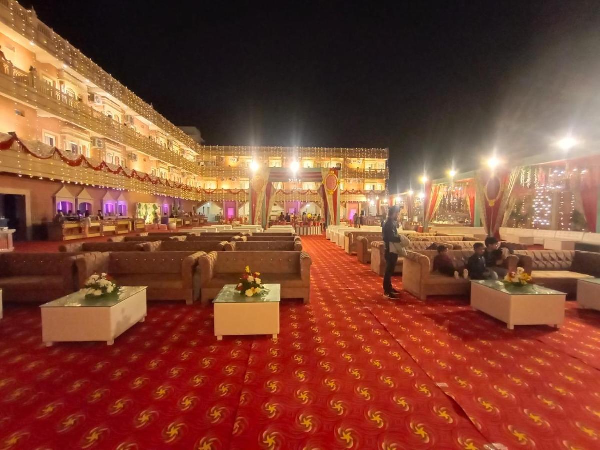 Hotel Rajwada Palace Orchha Exterior foto