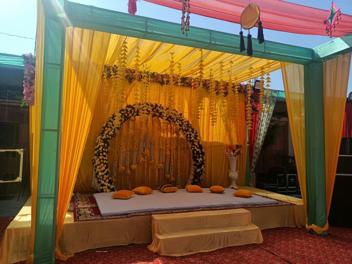 Hotel Rajwada Palace Orchha Exterior foto